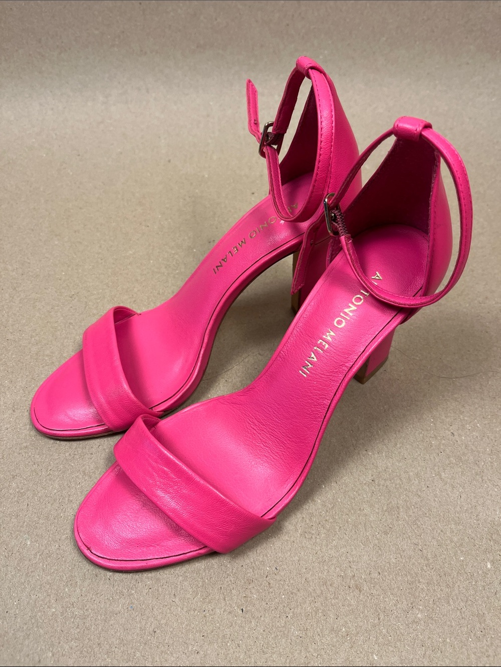 Antonio Melani Hot Pink Ankle Strap Sandals Heels Sz 6 Barbiecore Resort Wear